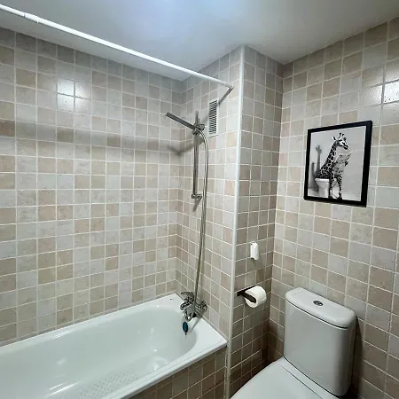 Penthouse Paradise - Jacuzzi & Sea Views! Apartmán