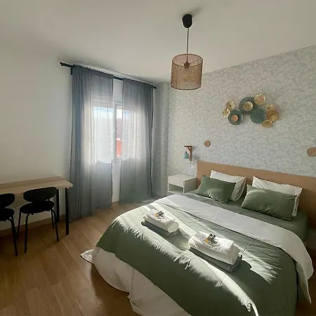 Penthouse Paradise - Jacuzzi & Sea Views! 公寓 *