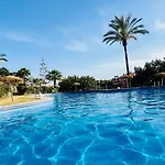 Penthouse Paradise - Jacuzzi & Sea Views! * Marbella