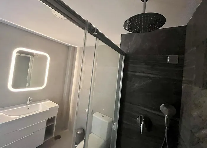 شقة Penthouse Paradise - Jacuzzi & Sea Views! ماربيا