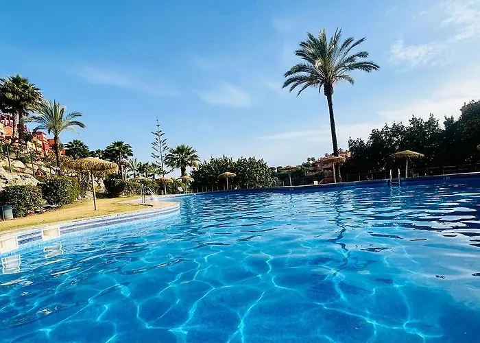 Penthouse Paradise - Jacuzzi & Sea Views! * ماربيا